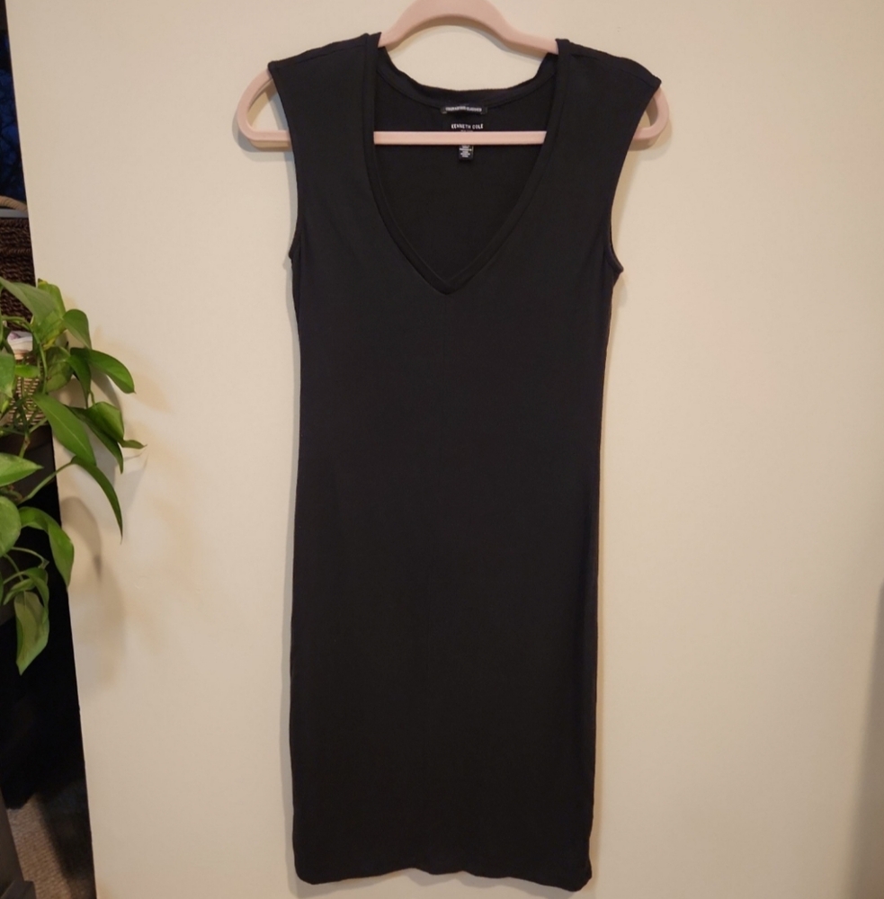 Kenneth Cole Black Sleeveless V-Neck Sheath Midi Dress